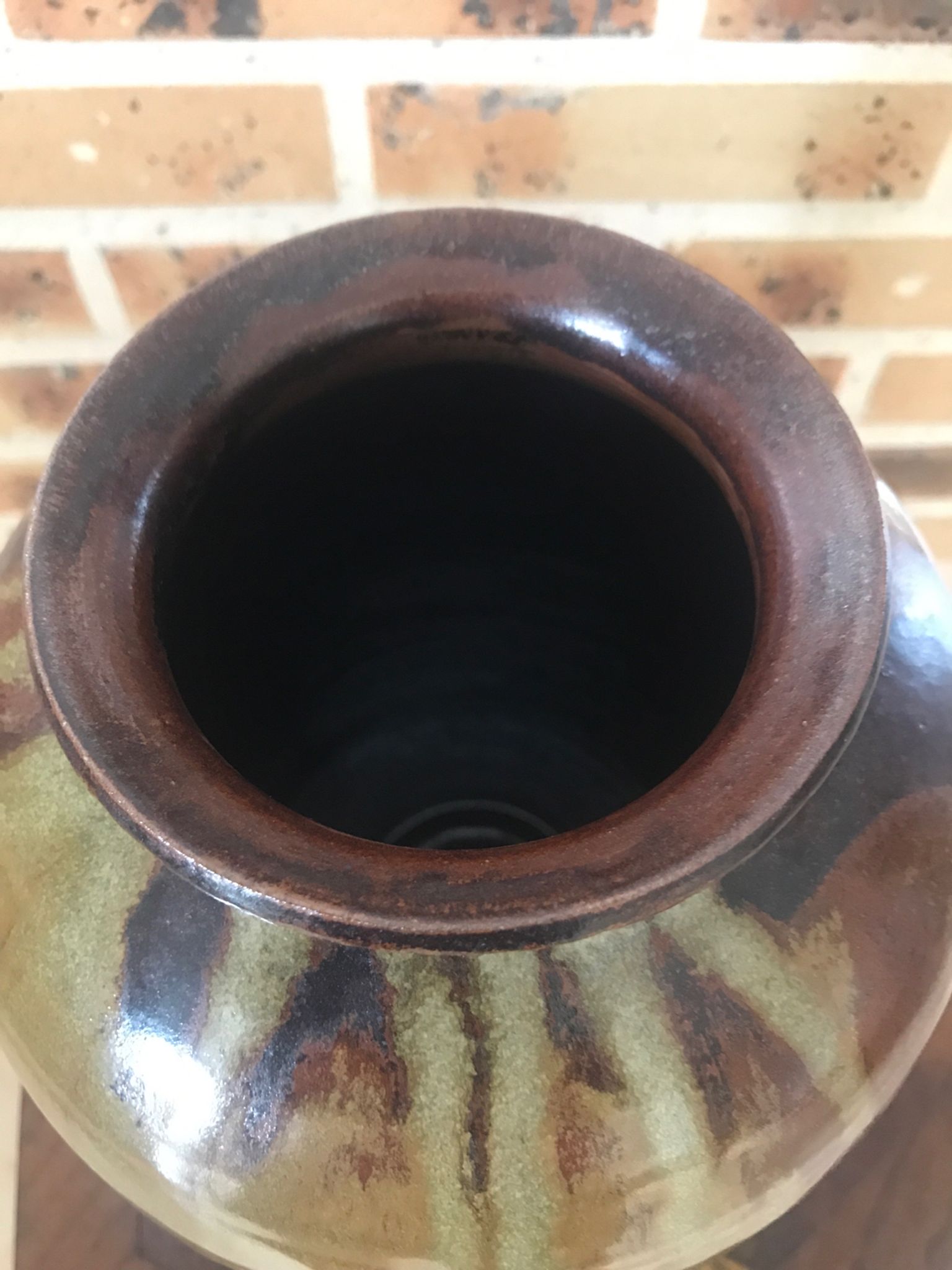 Ceramic vase signed capon