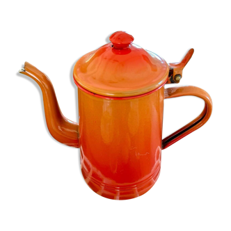 Cafetière émaillée rouge ancienne