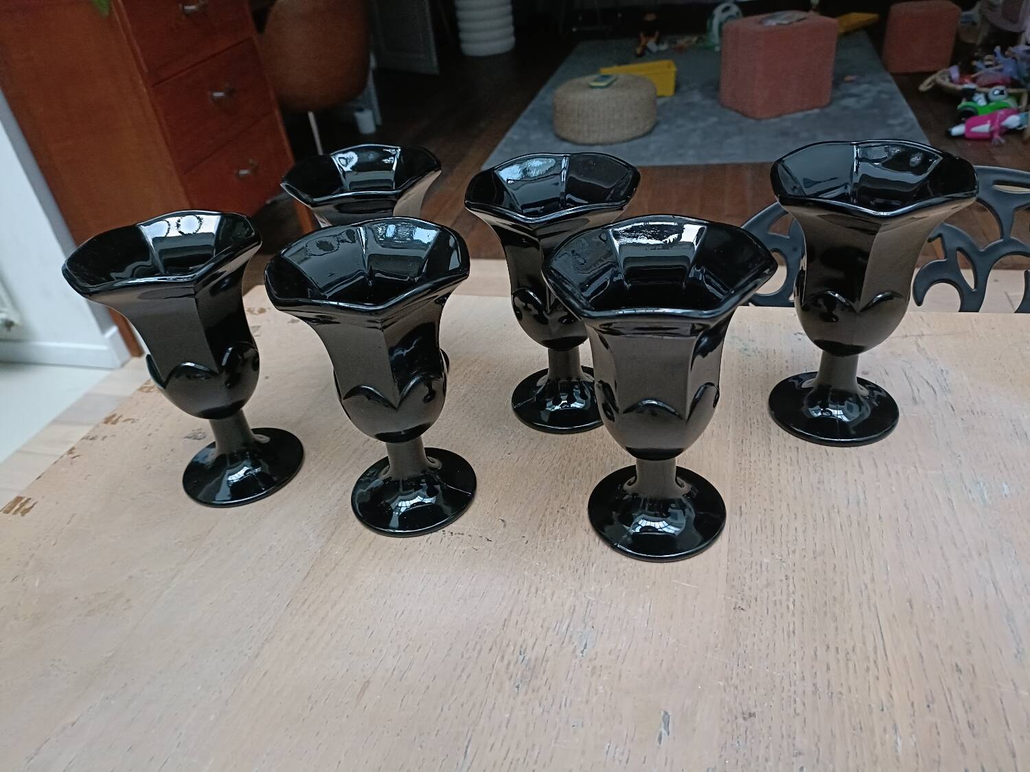 Black ice cream cups