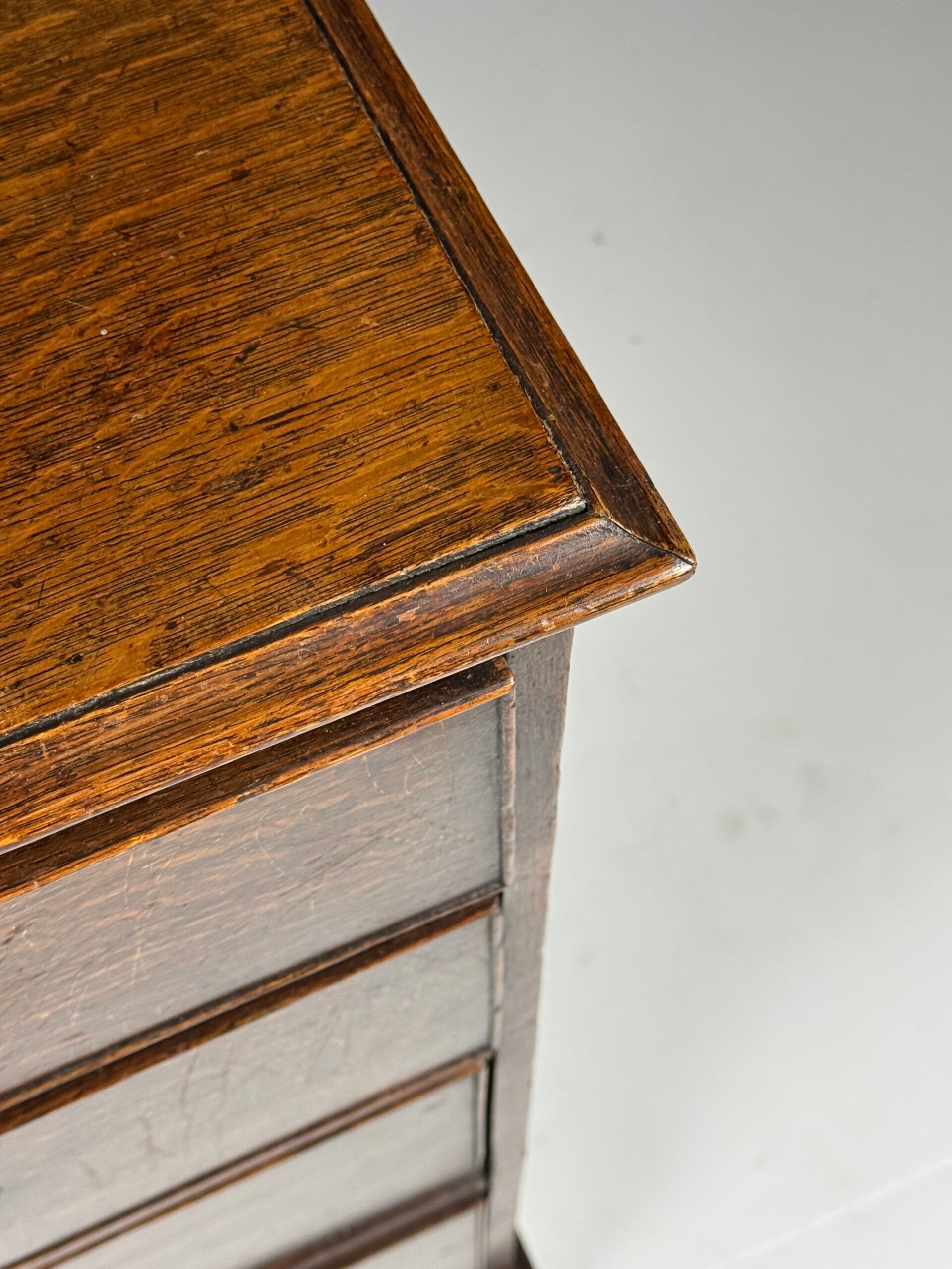 Commode anglaise antique 1780