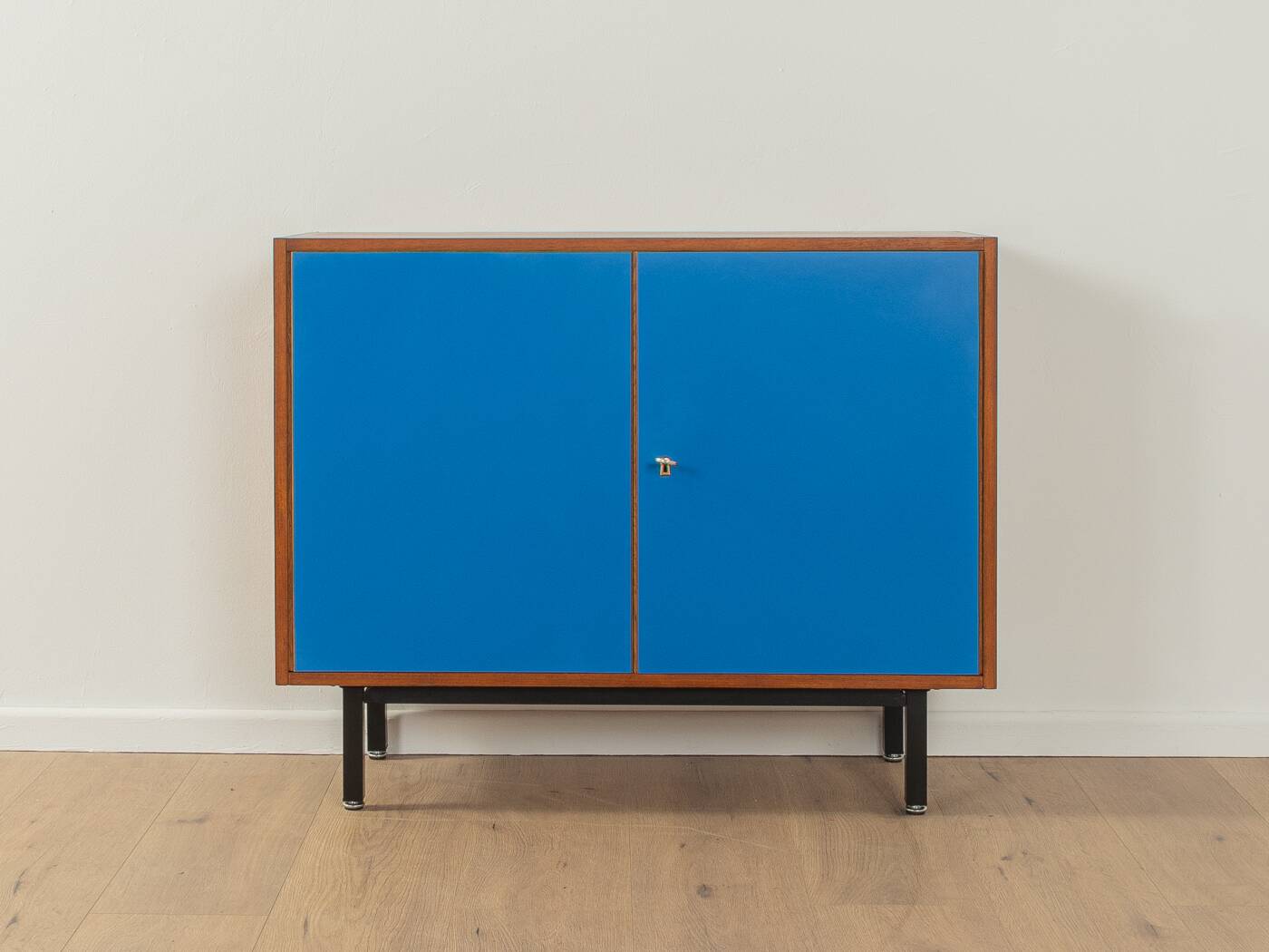 Commode bleue élégante des années 1960 par DeWe