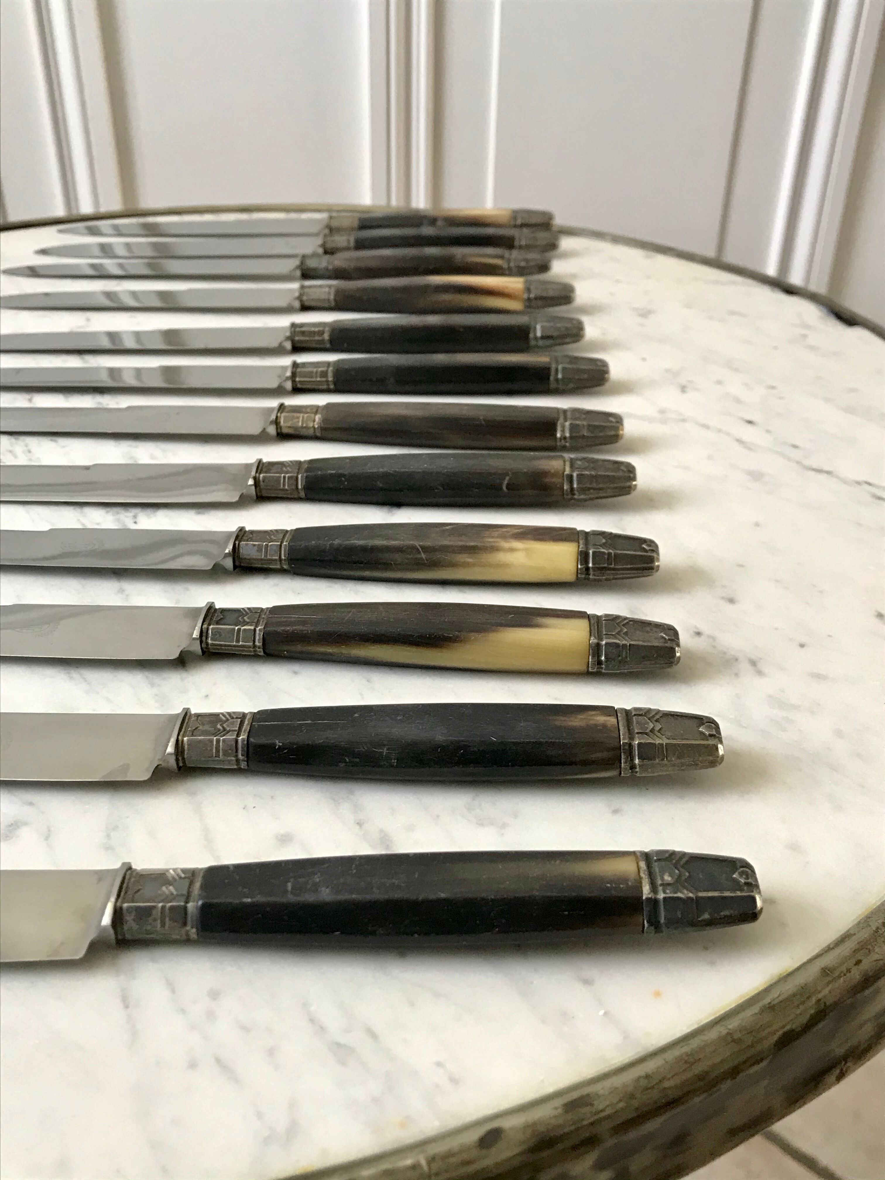 Set of 12 dark Bakelite knives 60s-70s