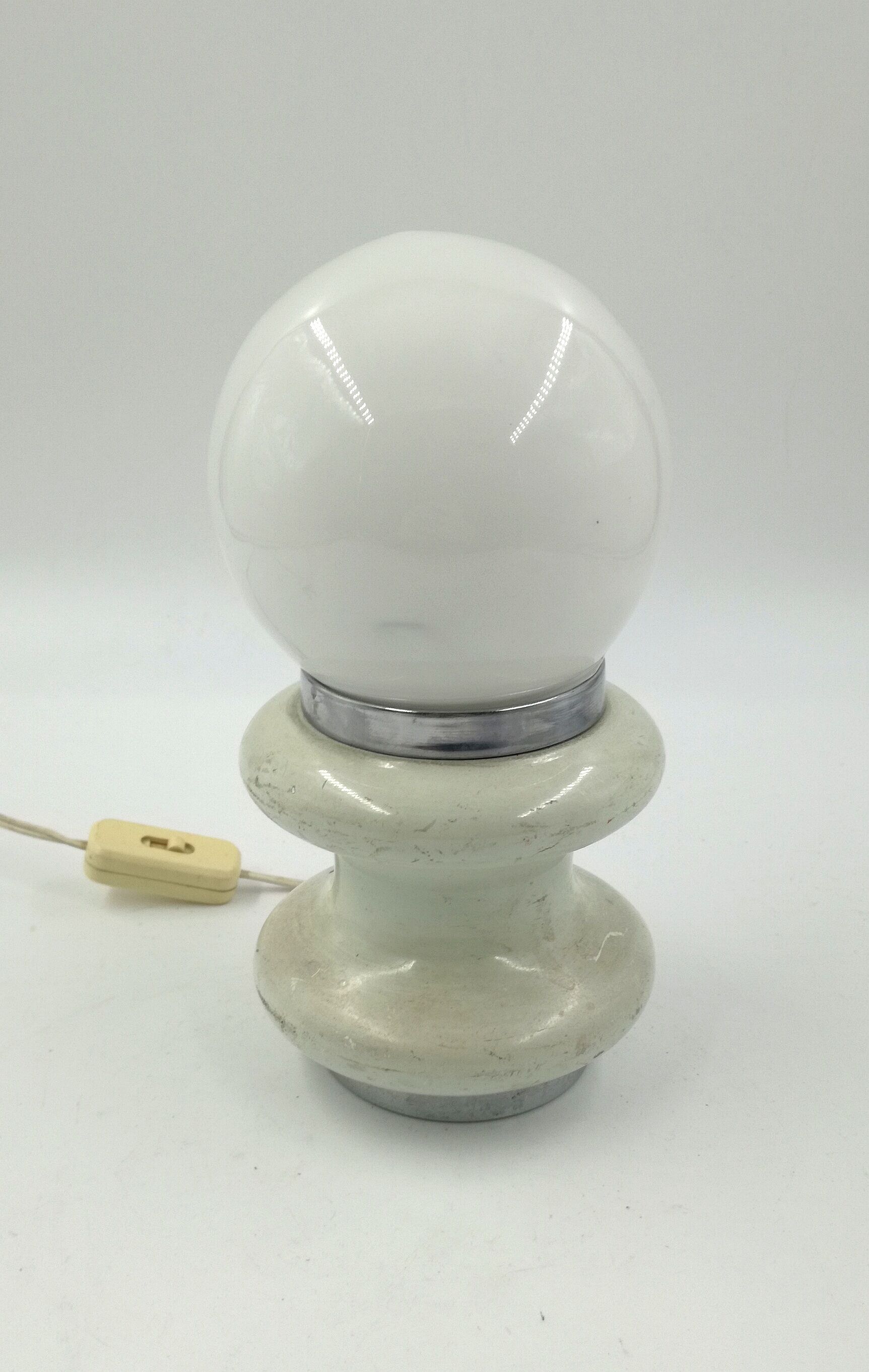 Vintage Art Deco Globe Lamp