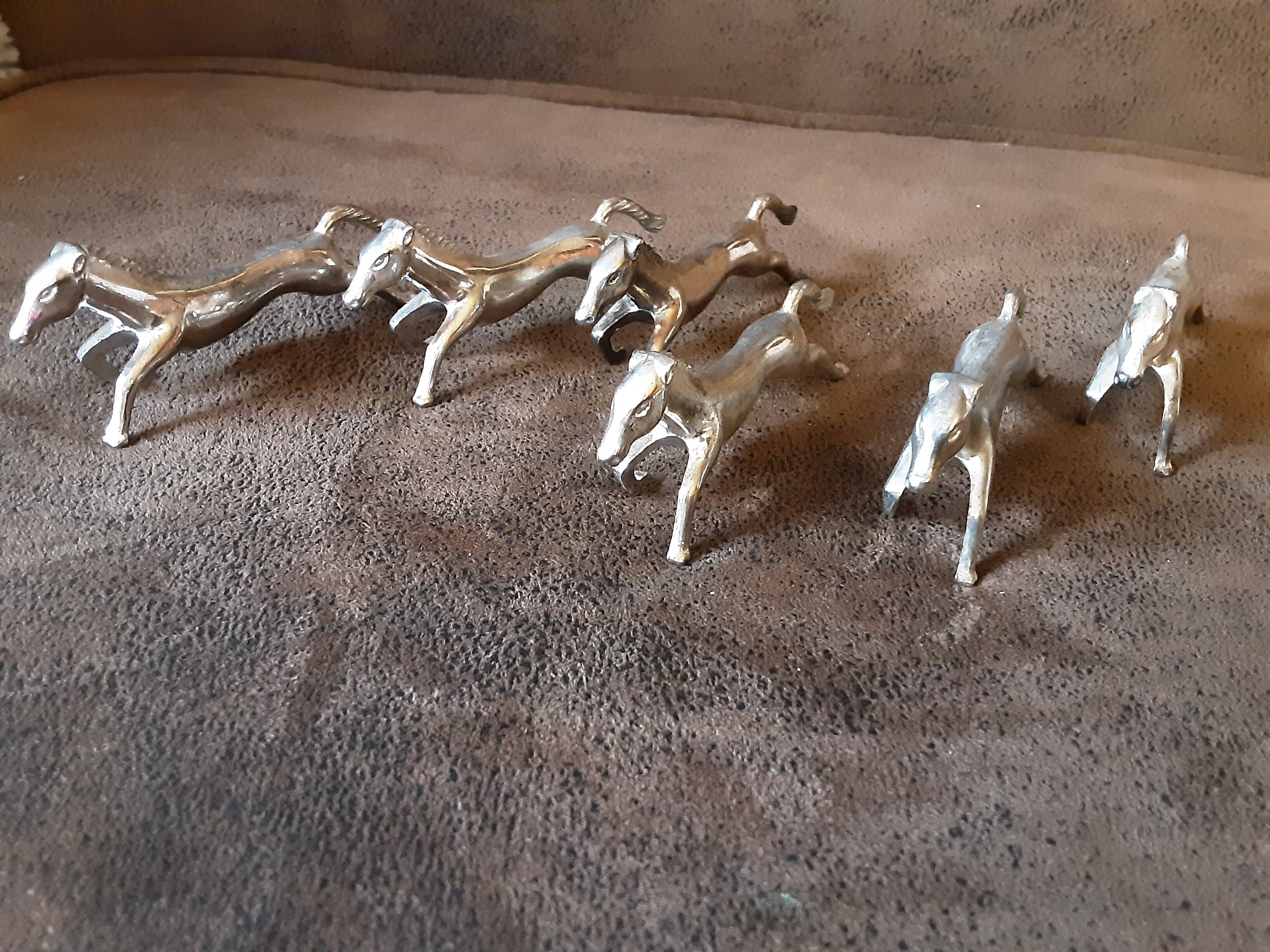 Set of 6 metal knife holders