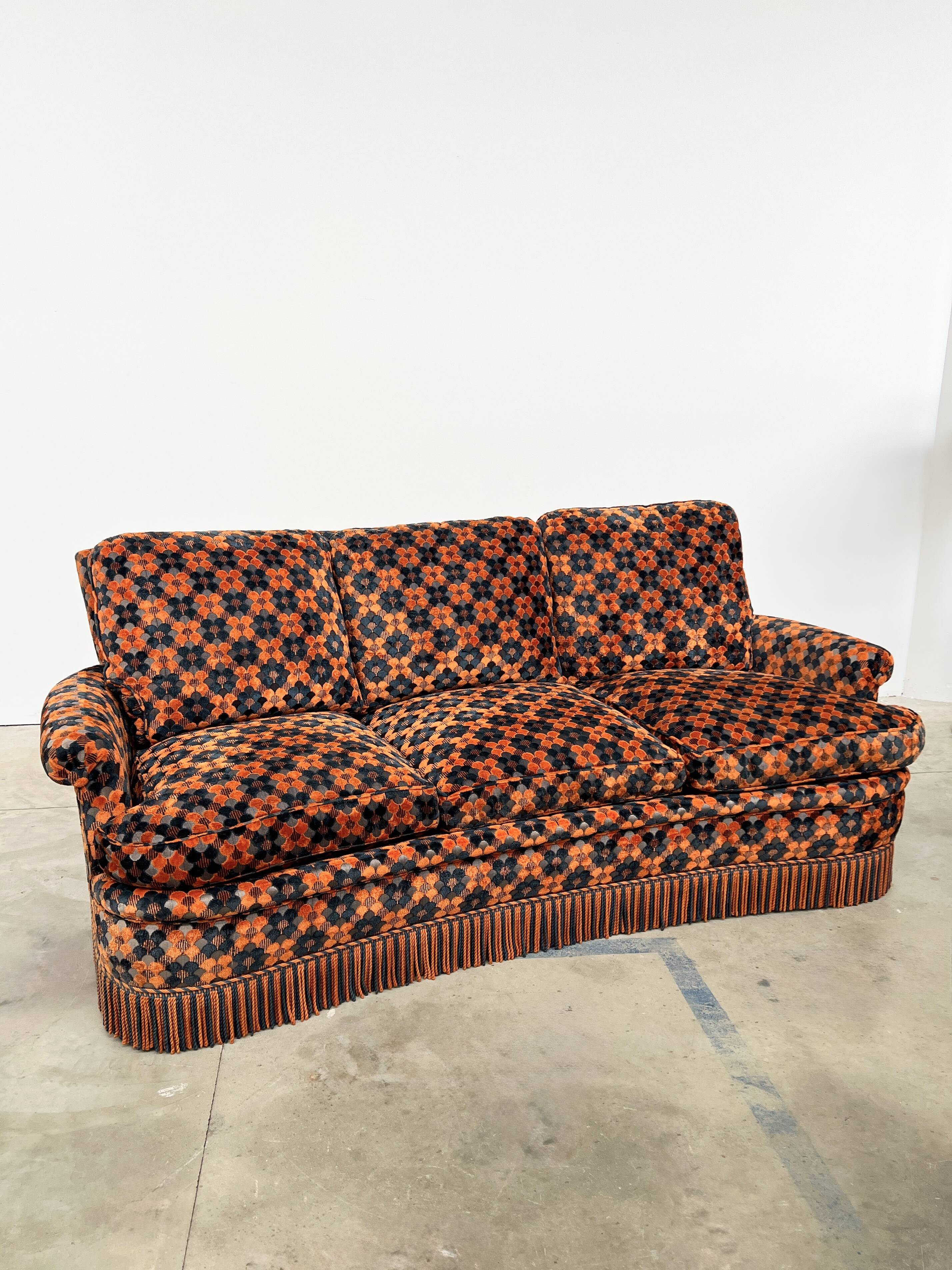 "Maximalist" 3-Seater Sofa 70s – Carved Velvet & Feathers