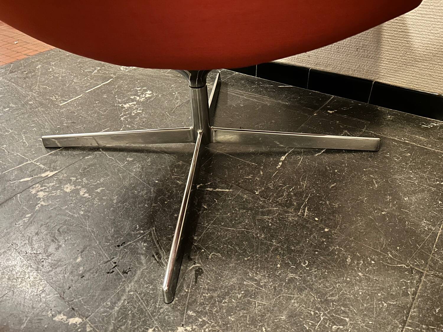 Arper - Catifa 80 Armchair