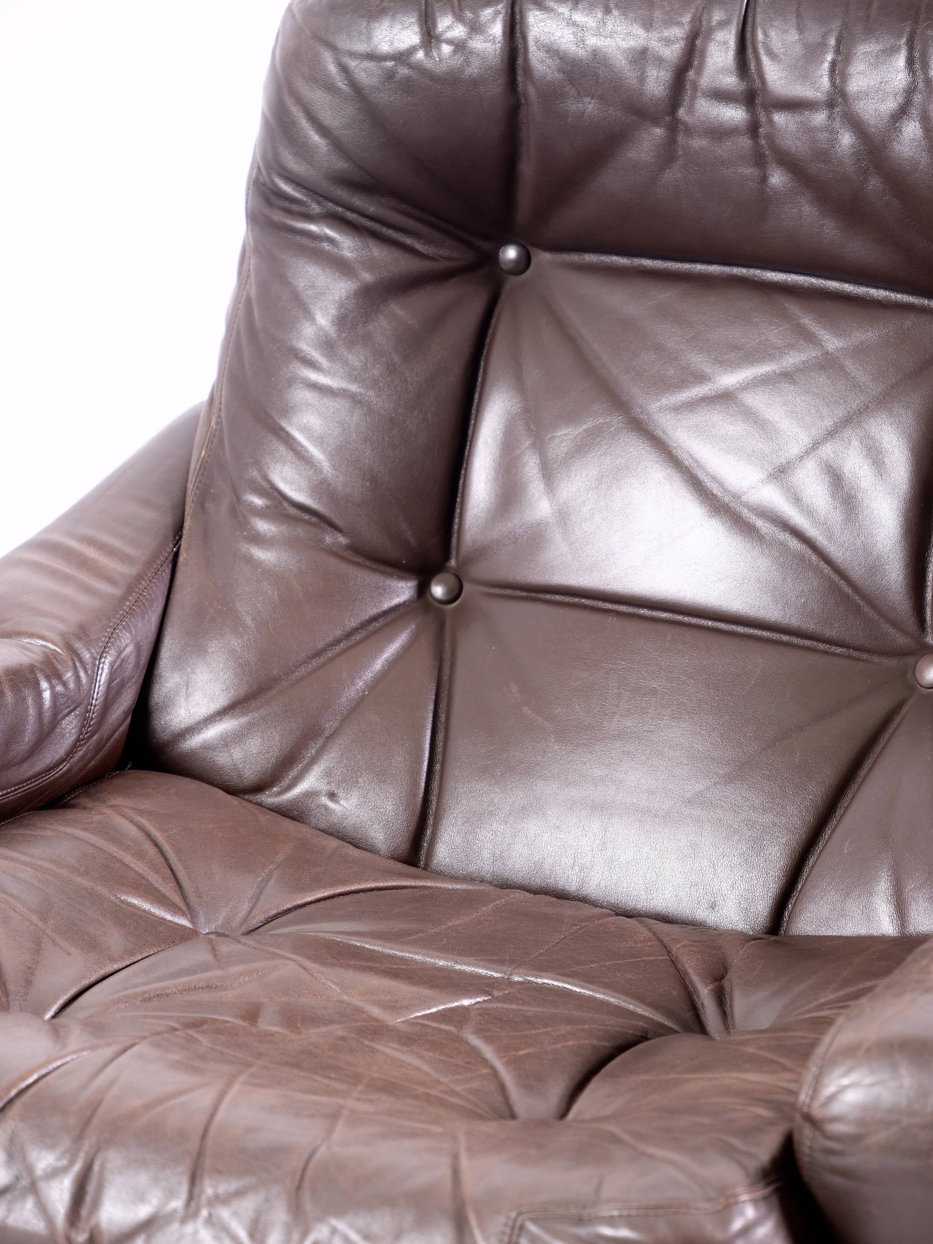 Modular leather sofa by michel cadestin for airborne