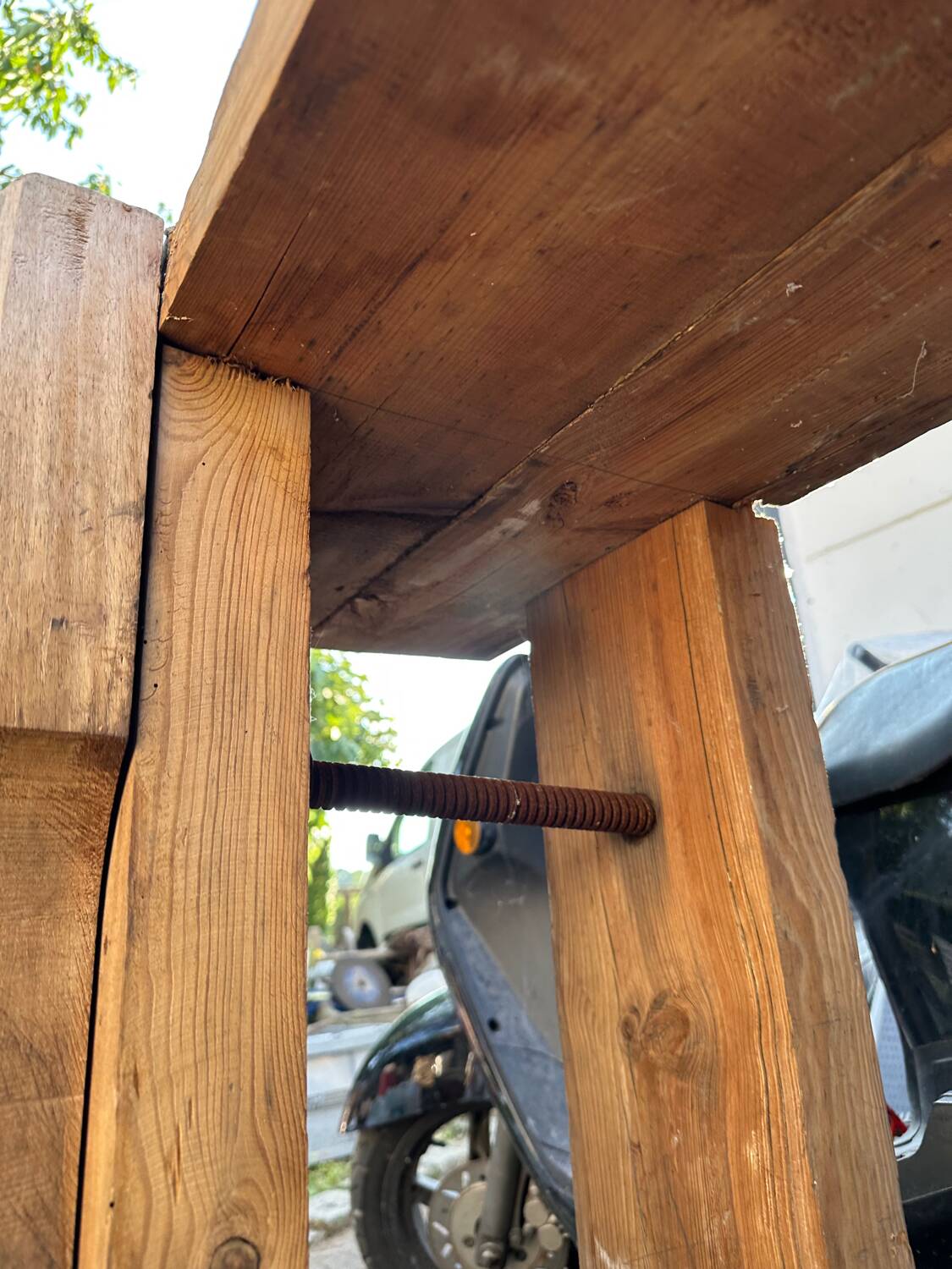 Carpenter's workbench decor