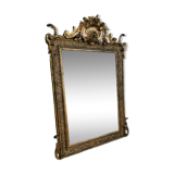 Miroir doré en bois