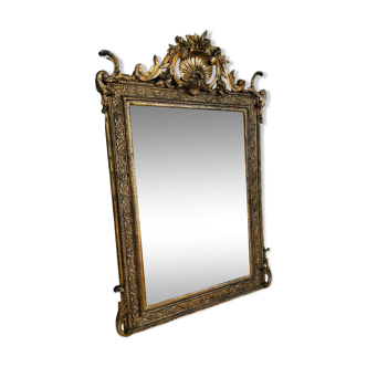 Miroir doré en bois