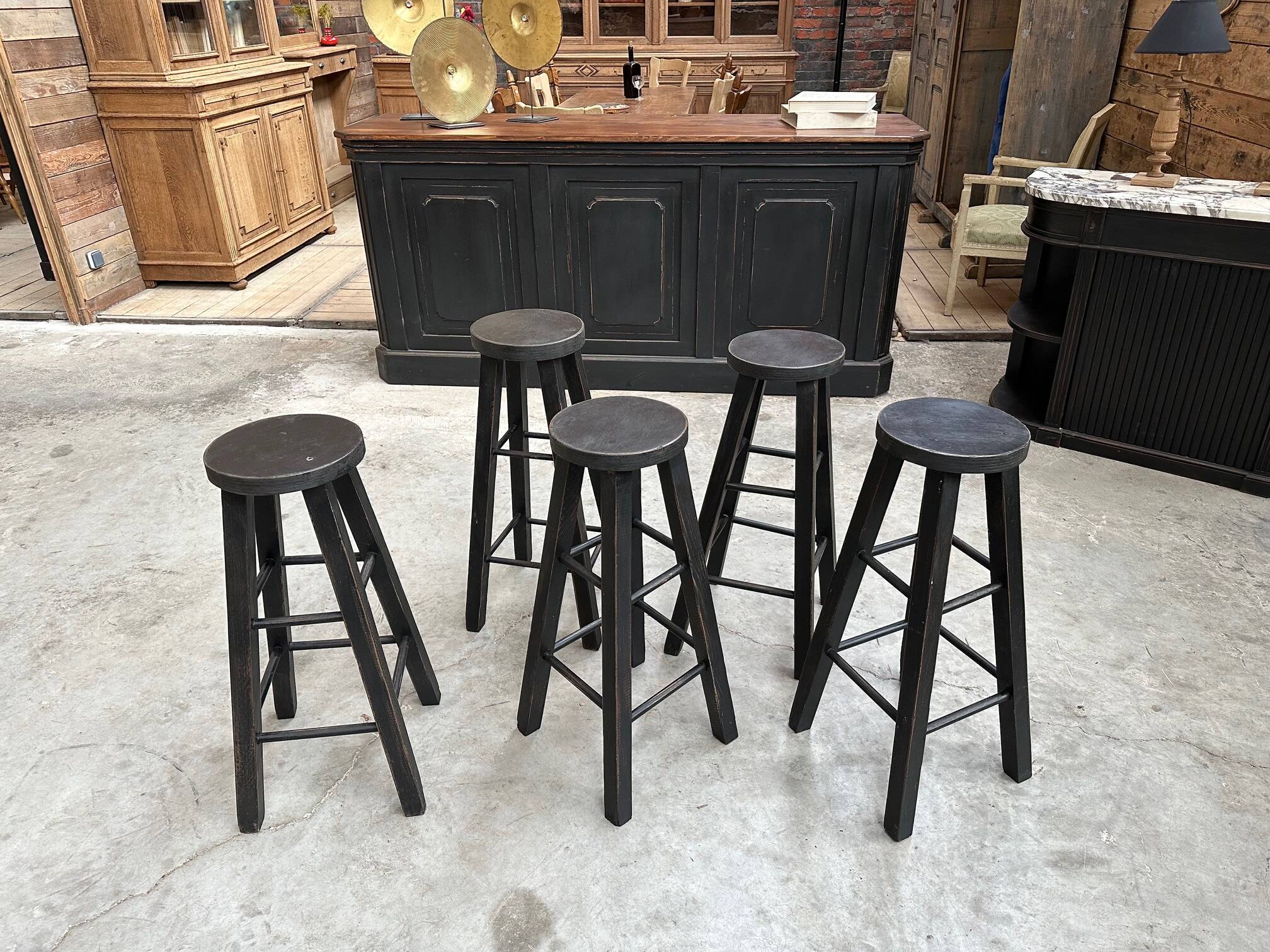 Set of 5 bar stools