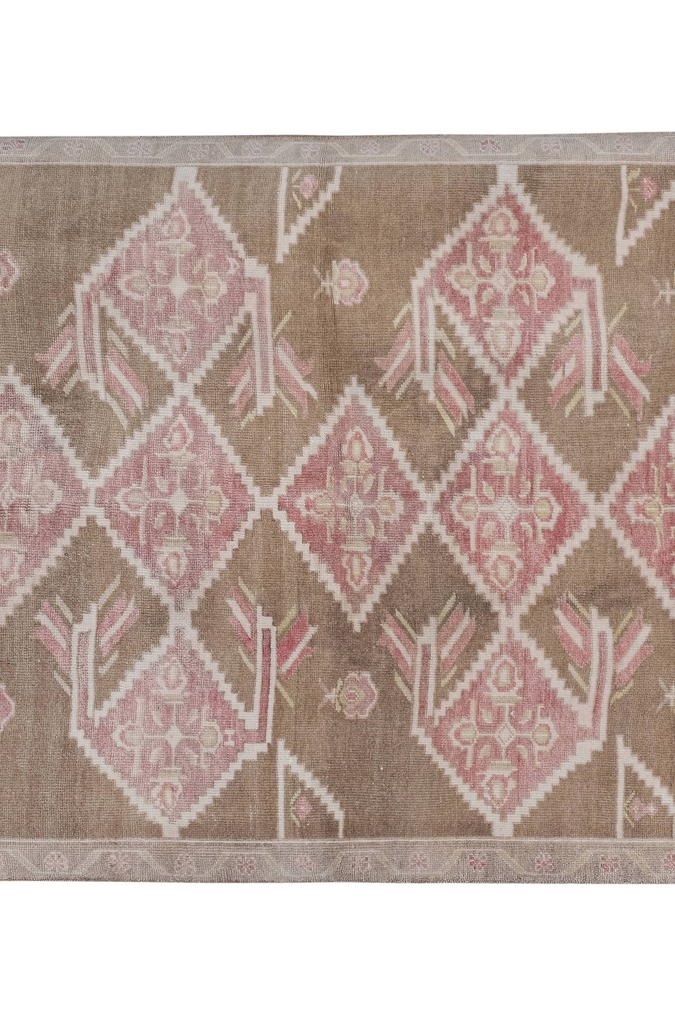 Vintage Taupe Pastel Turkish Karapinar Rug 4'10'' x 8'1''