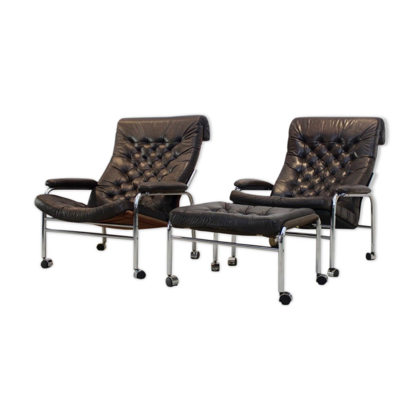 Paire de fauteuils 'bore' en cuir Noboru Nakamura avec pouf, années 1970