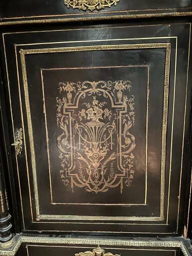 Napoleon III Support Furniture