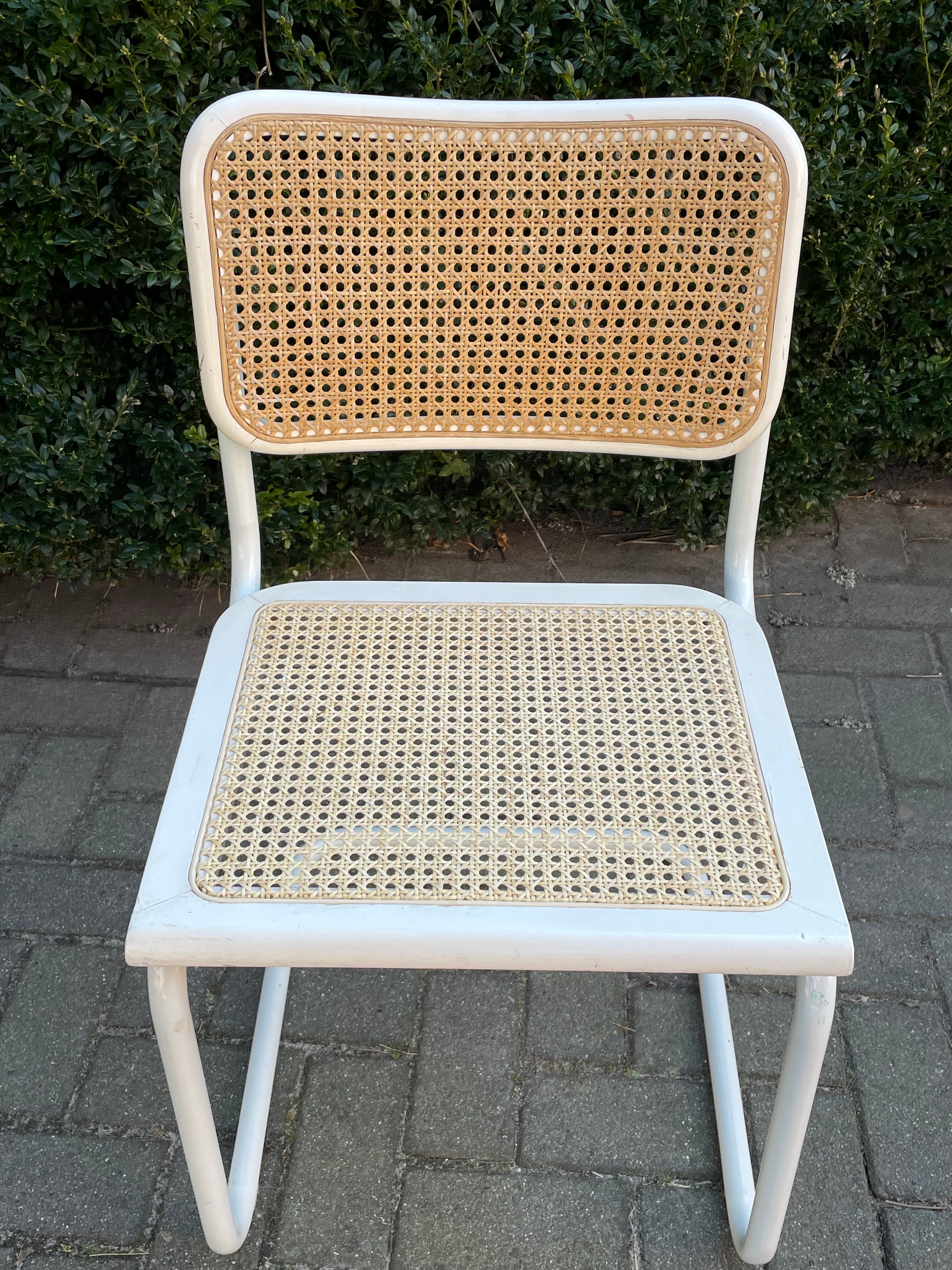 Cesca design chair b32 model in white