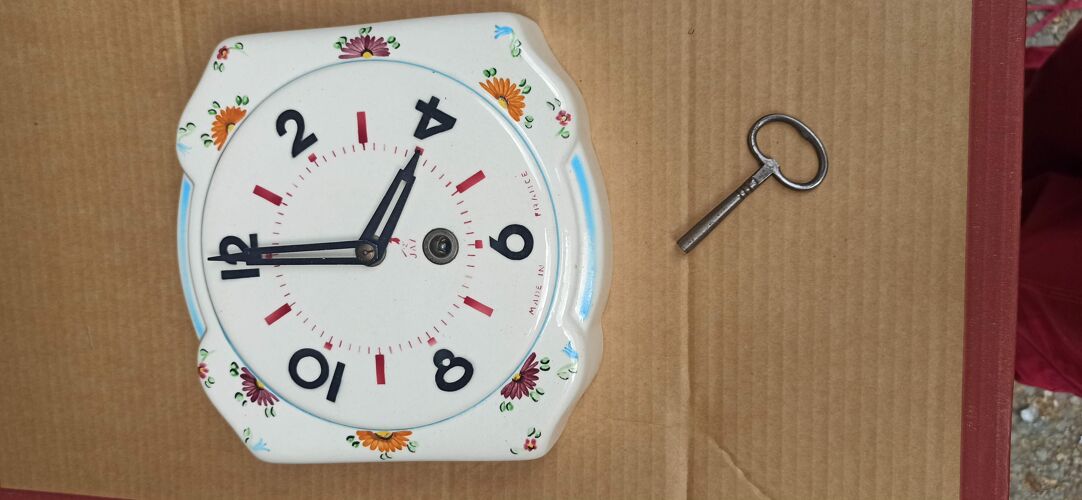 Ancienne pendule retro jaz horloge made in france avec sa clé