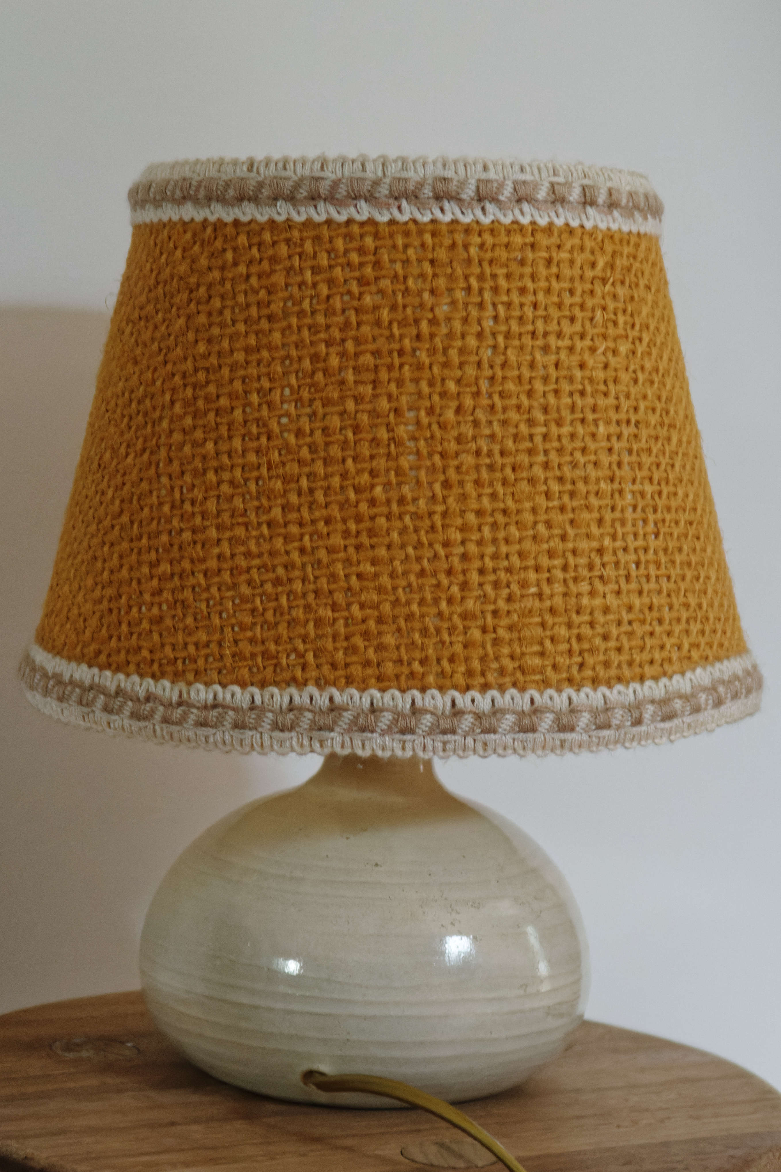 Ceramic table lamp and burlap