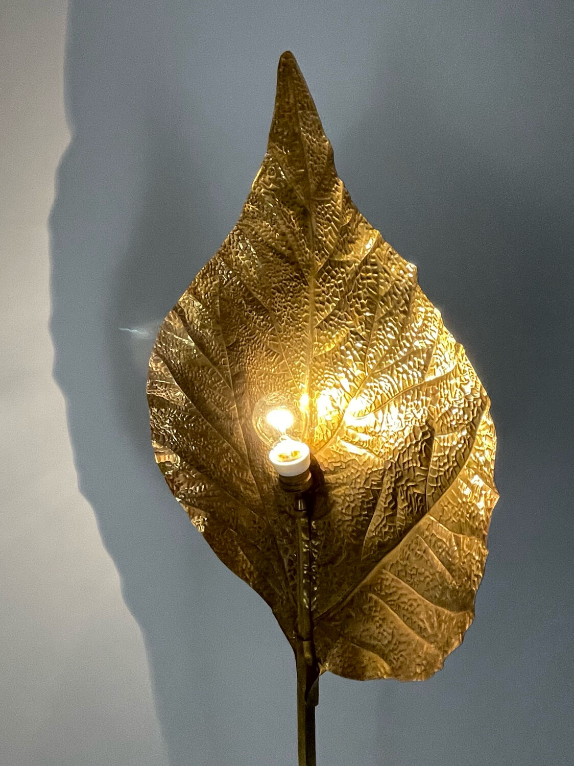 Vintage tommaso barbi ‘rhubarb’ floor lamp, c.1970