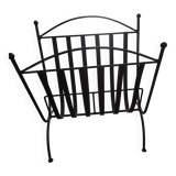 Magazine holder