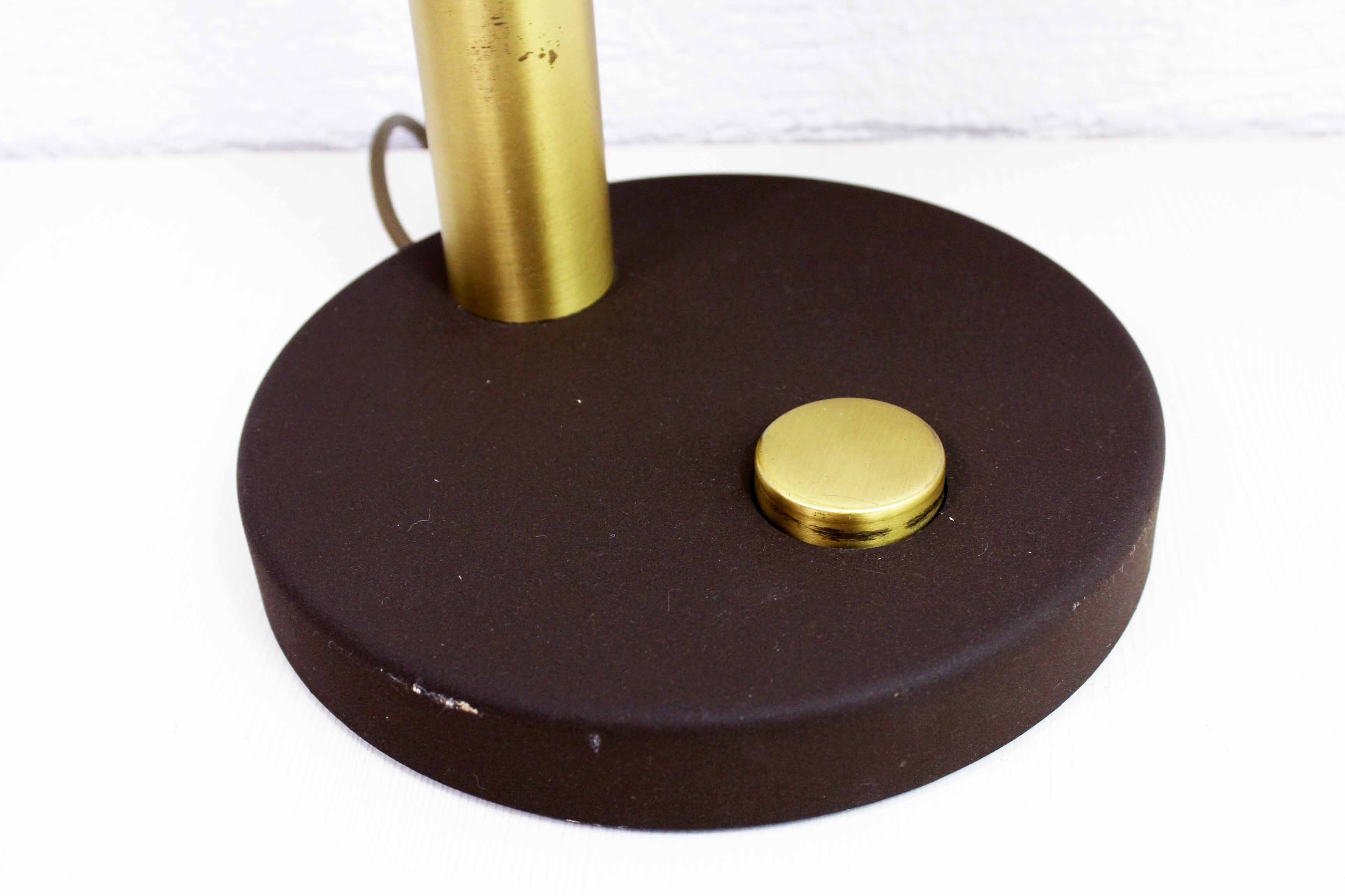 Hillebrand desk lamp