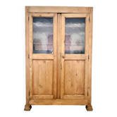 Armoire vitrée en bois massif