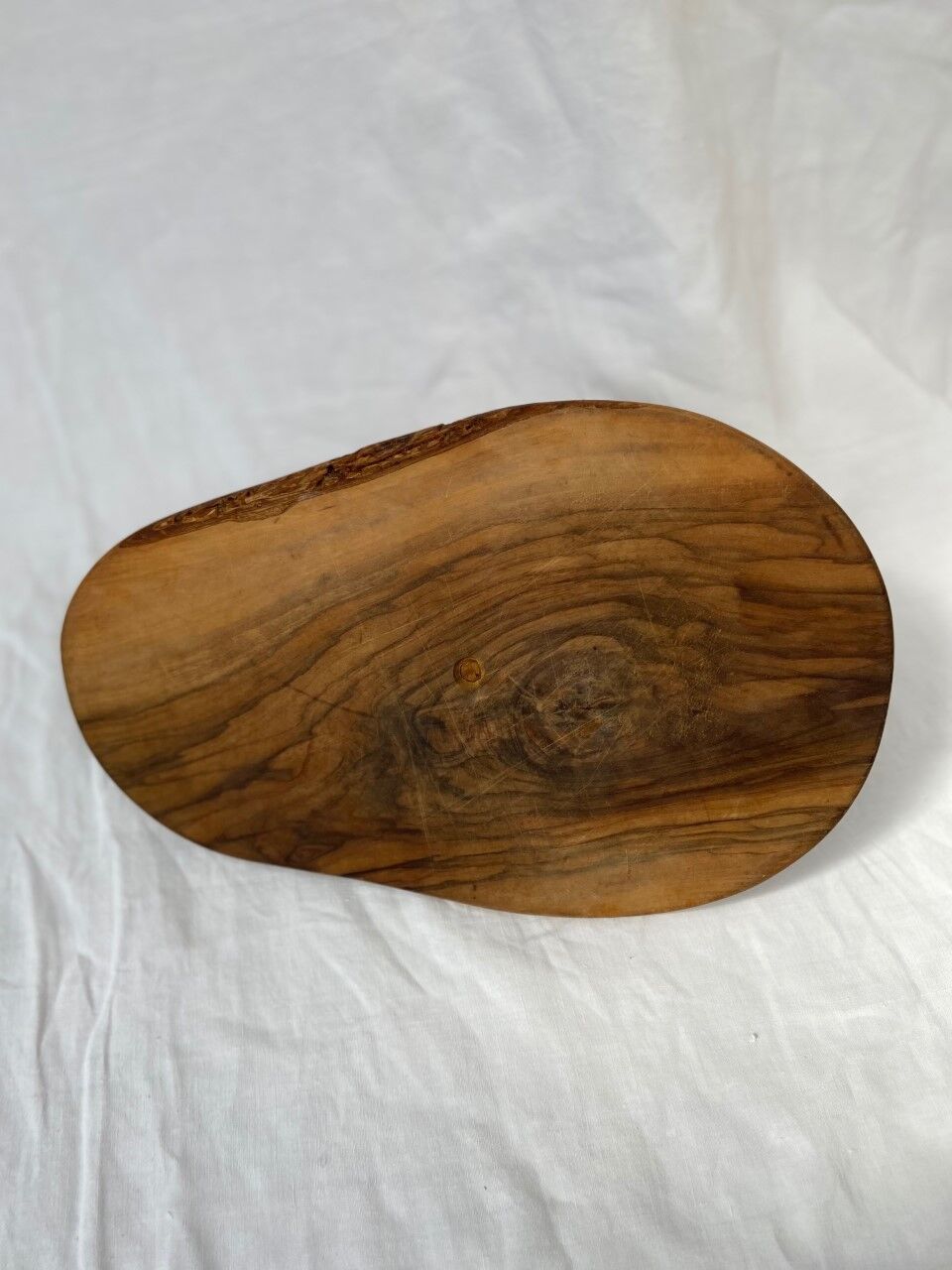 Olive wood cheese platter with knife (probably not original)