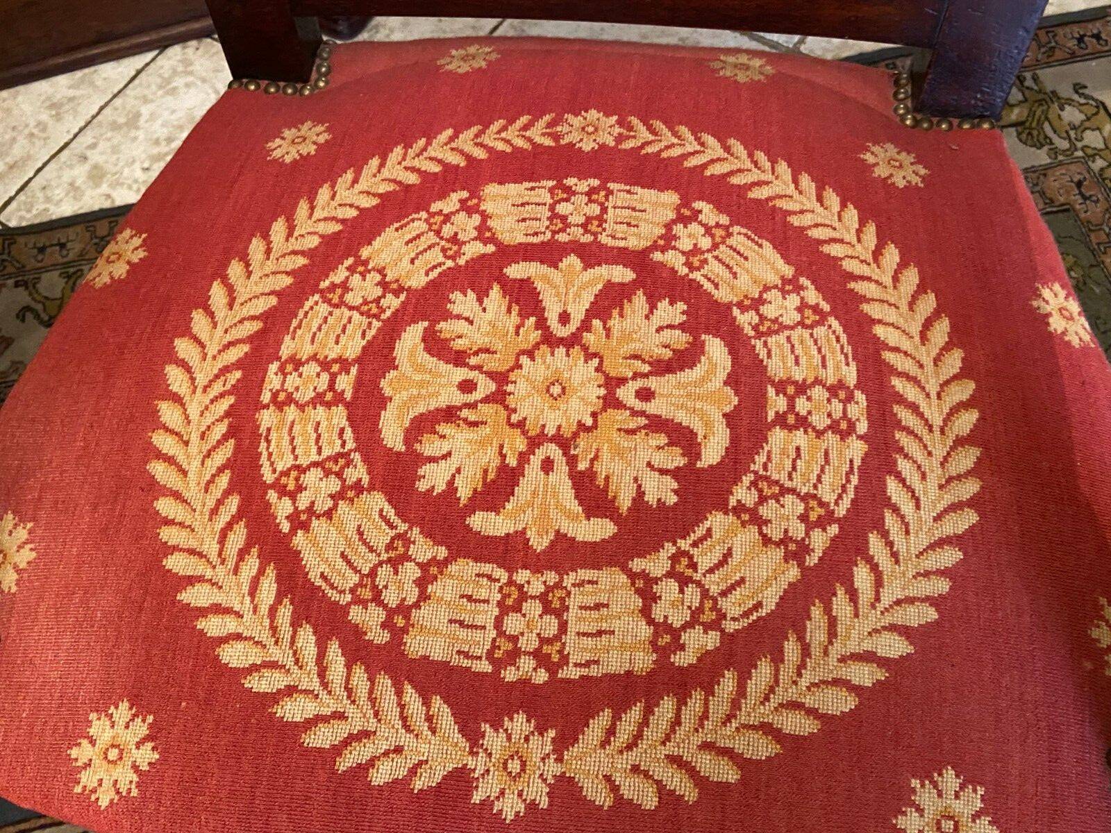 Period armchair Restoration in solid carved mahogany