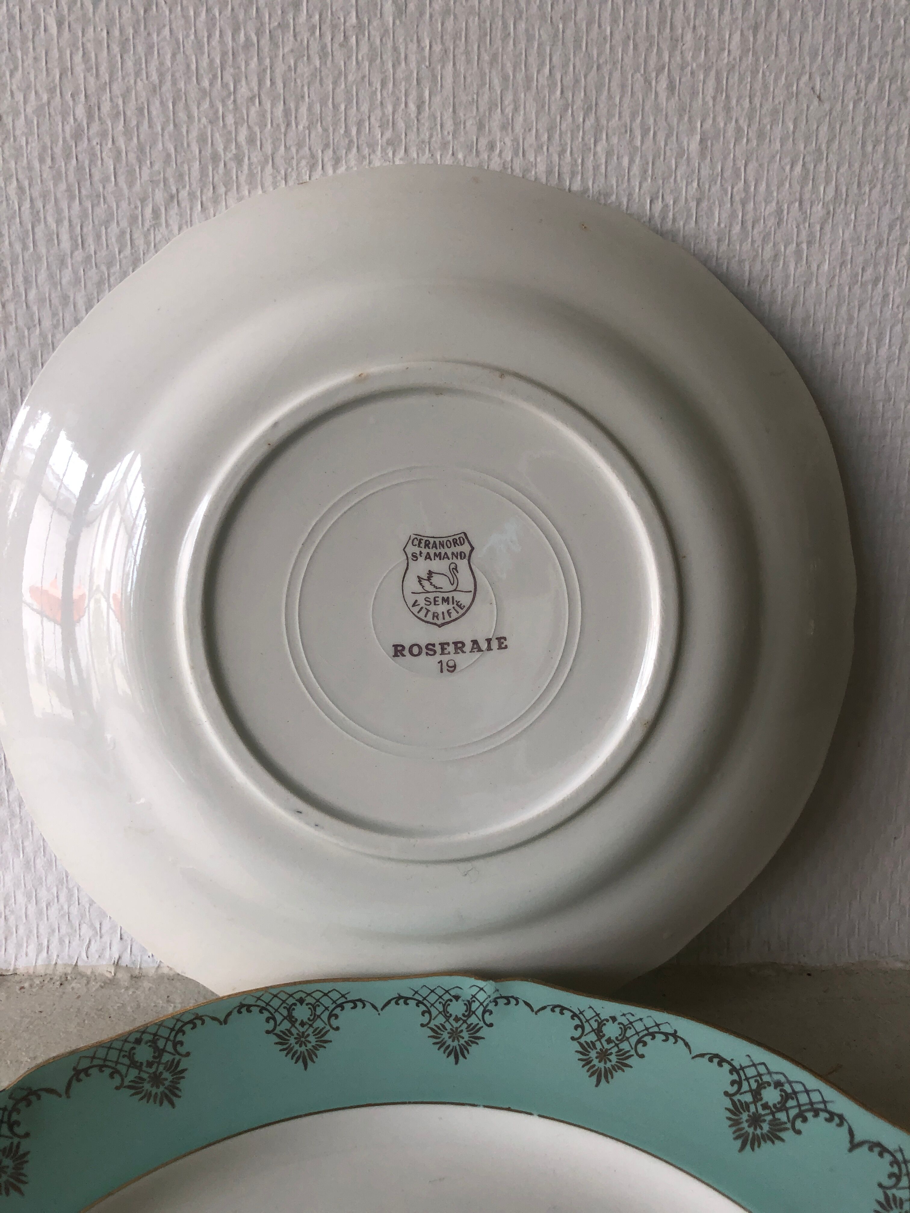 Lot flat plates Ceranord St Amand-La Roseraie