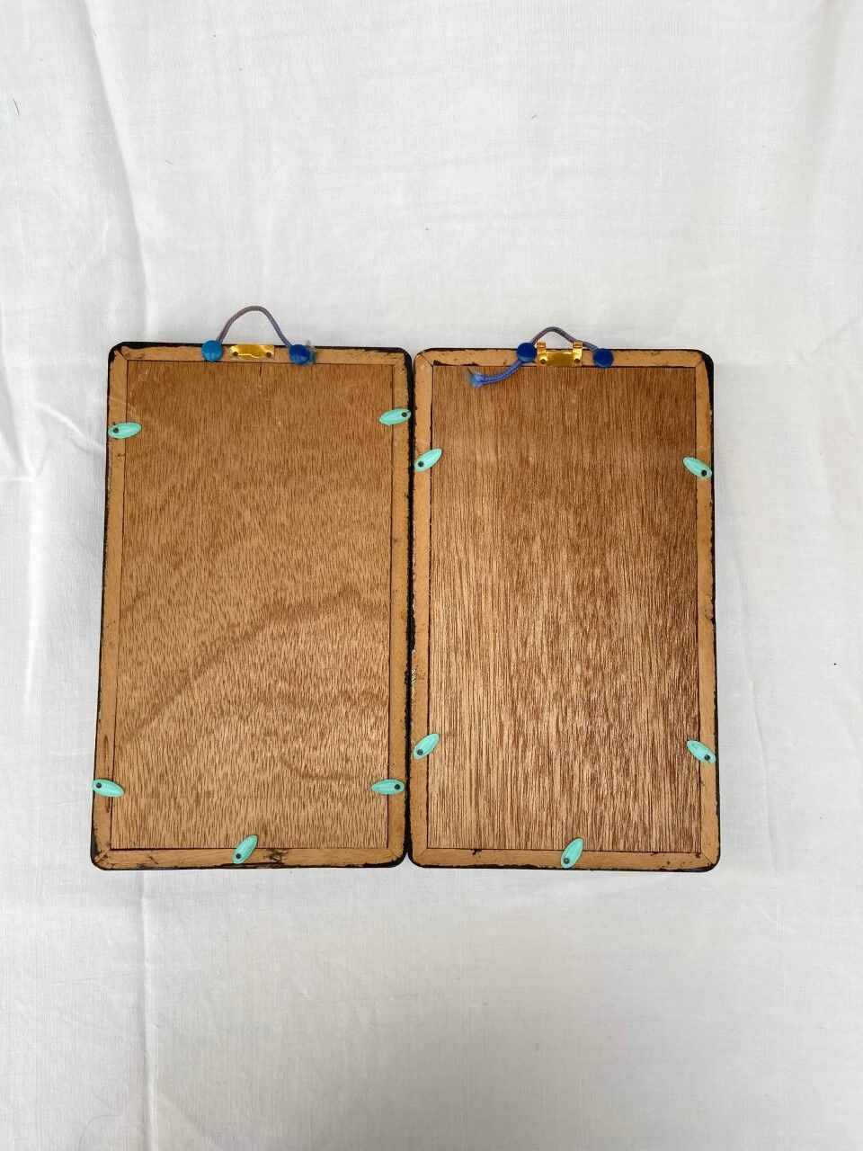 Frame duo with 3 butterflies each