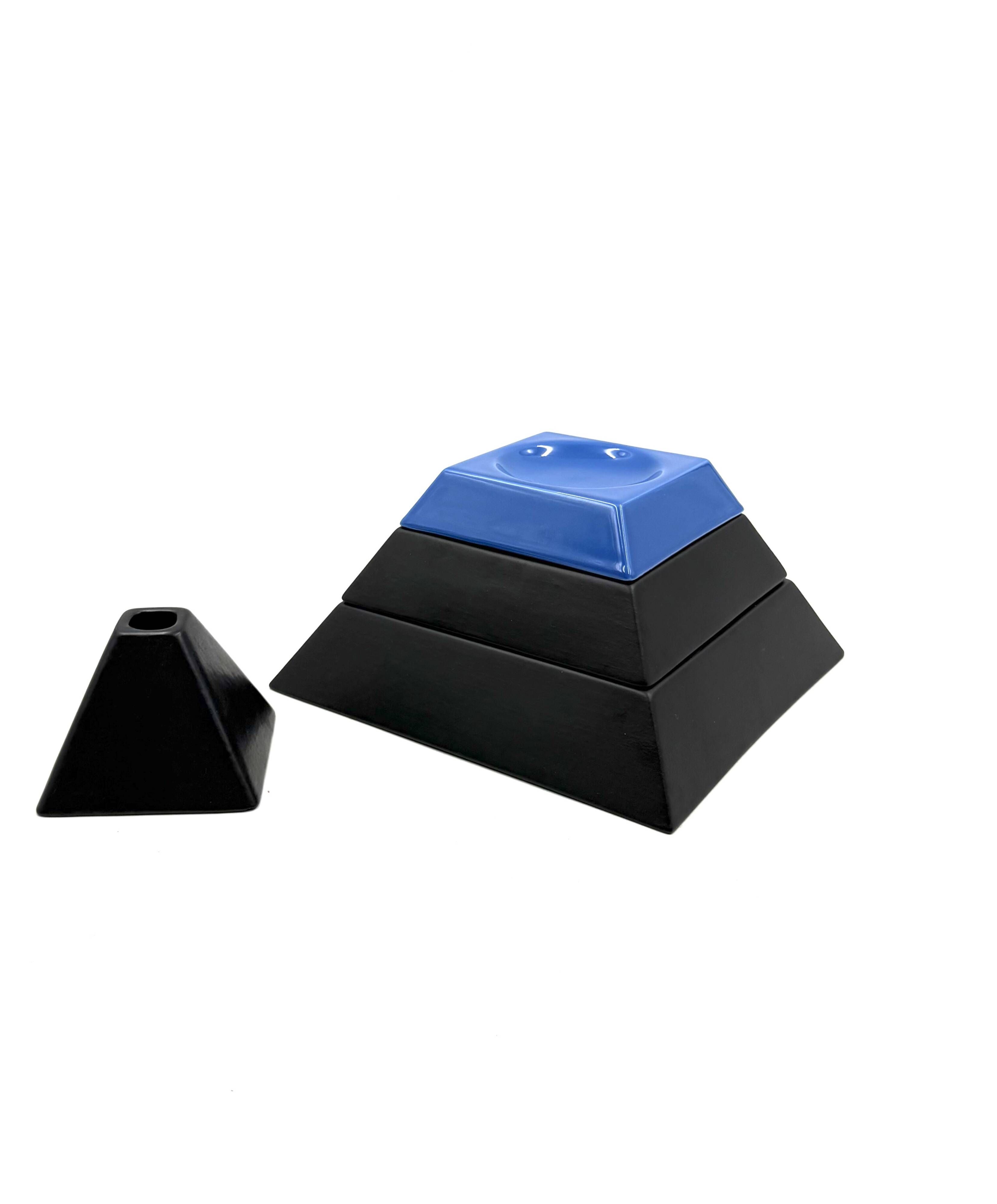 Pyramid shaped stacked ceramic ashtrays / centerpiece Amalgames France 1980