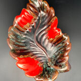 Vallauris Leaf-shaped presentation and decoration cup