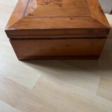 Storage box