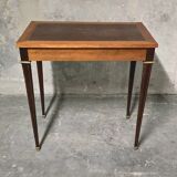 Small Louis XVI style desk in marquetry.