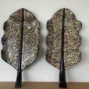 2 Balinese pocket trays