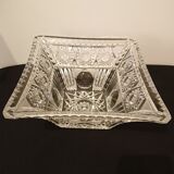 Fruit cup in finely chiseled crystal, square shape.