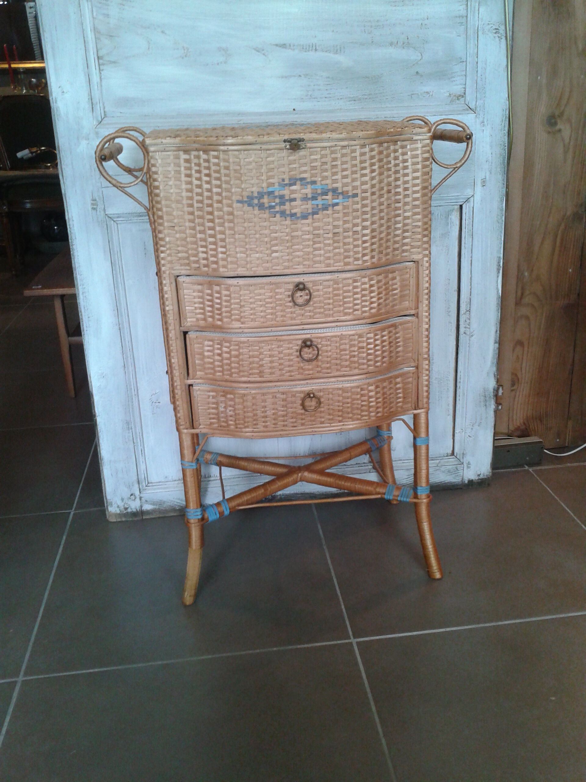 Small sewing rattan furniture