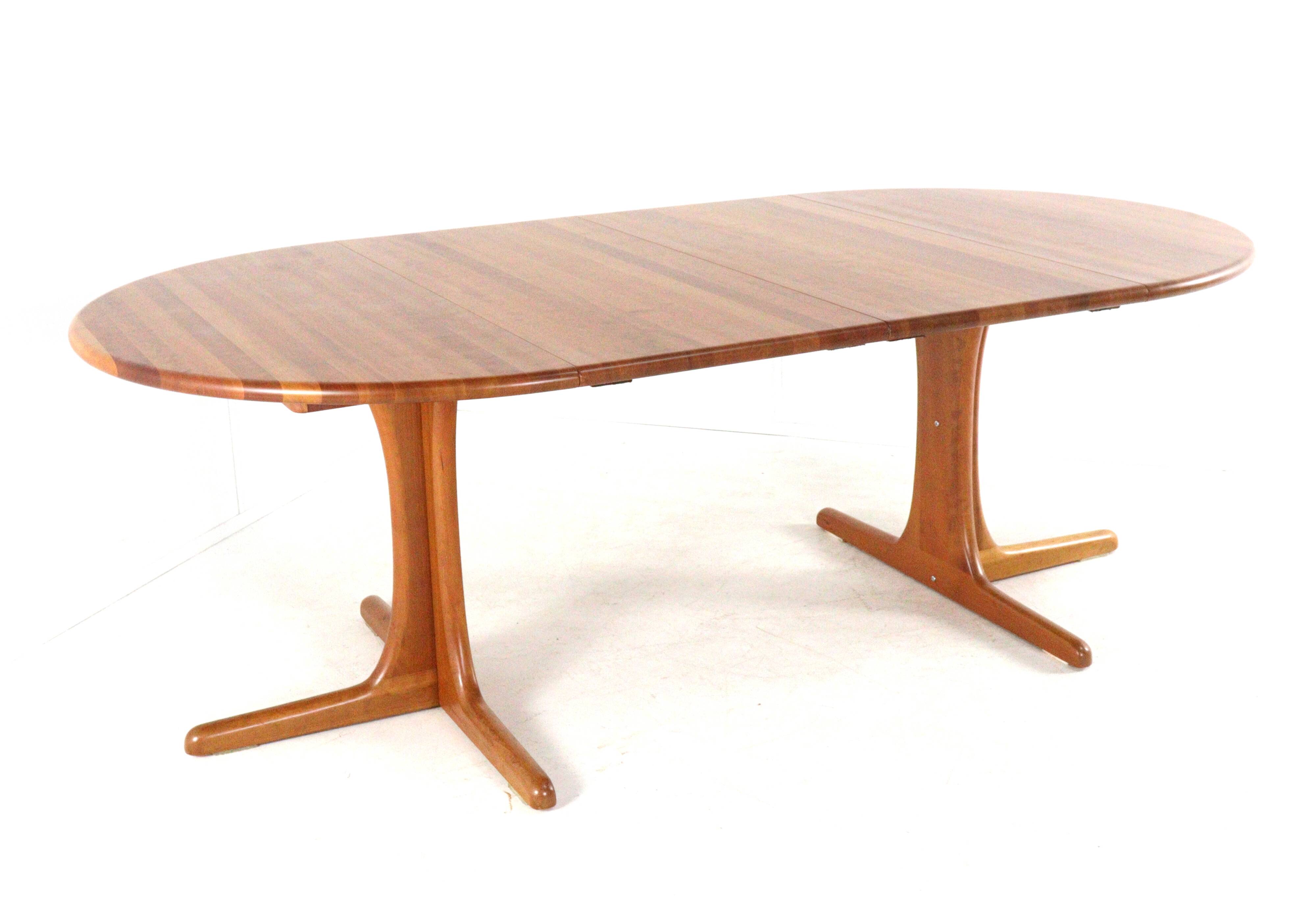 Table à manger ronde extensible 2x 'Hune' - teck massif - design danois