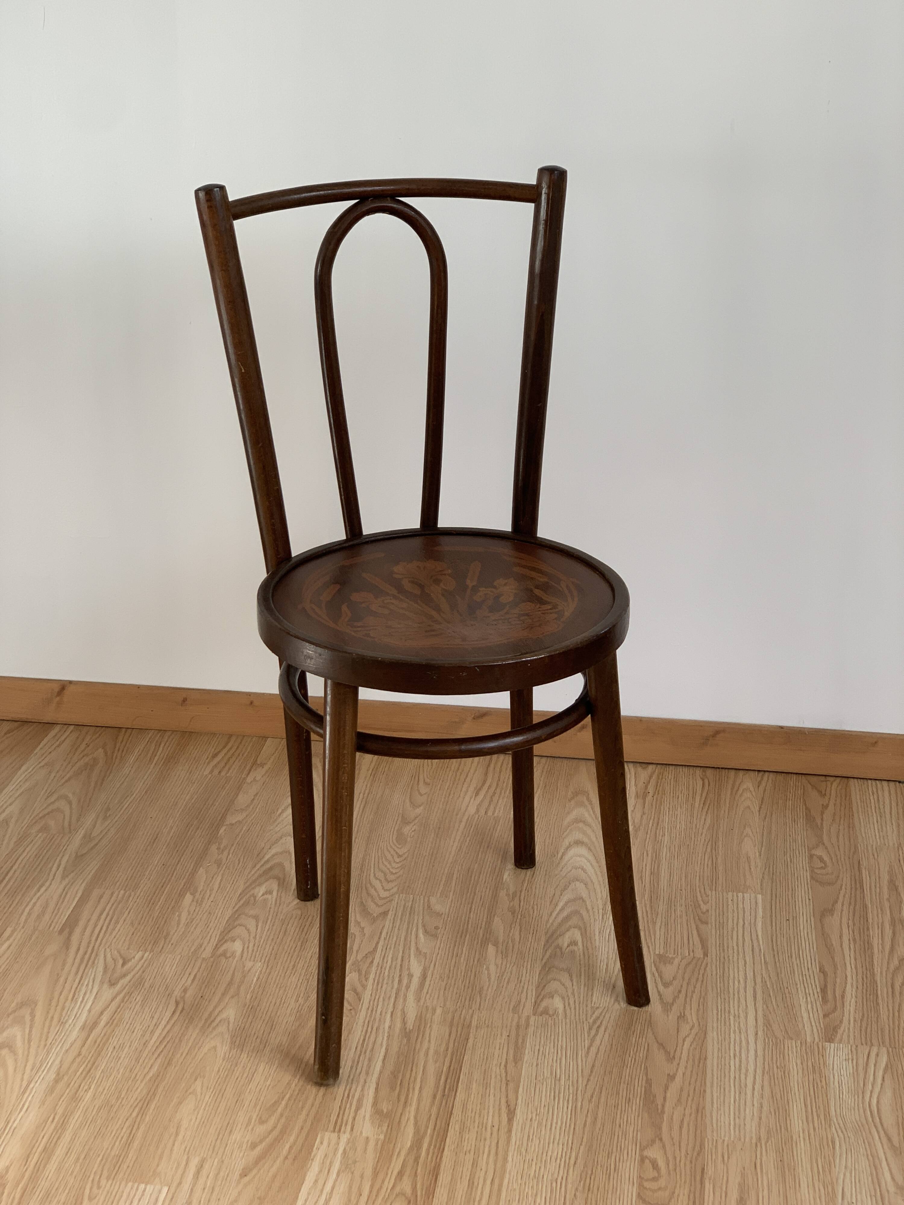 Chaise de bistrot bois