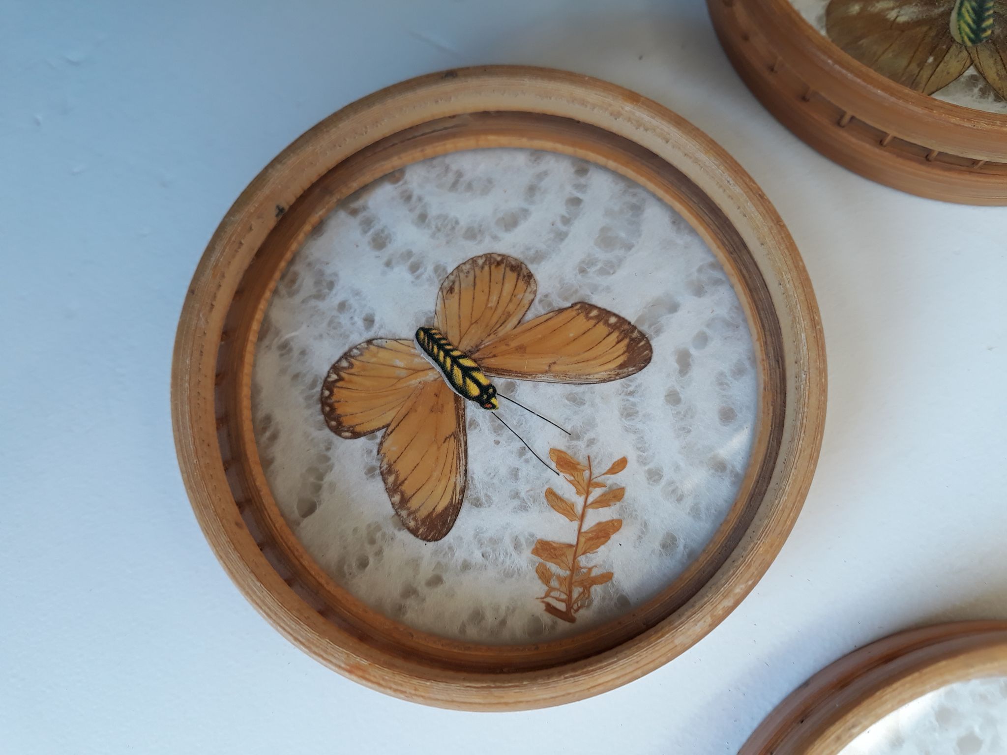 Plateau de service papillon avec sous verres