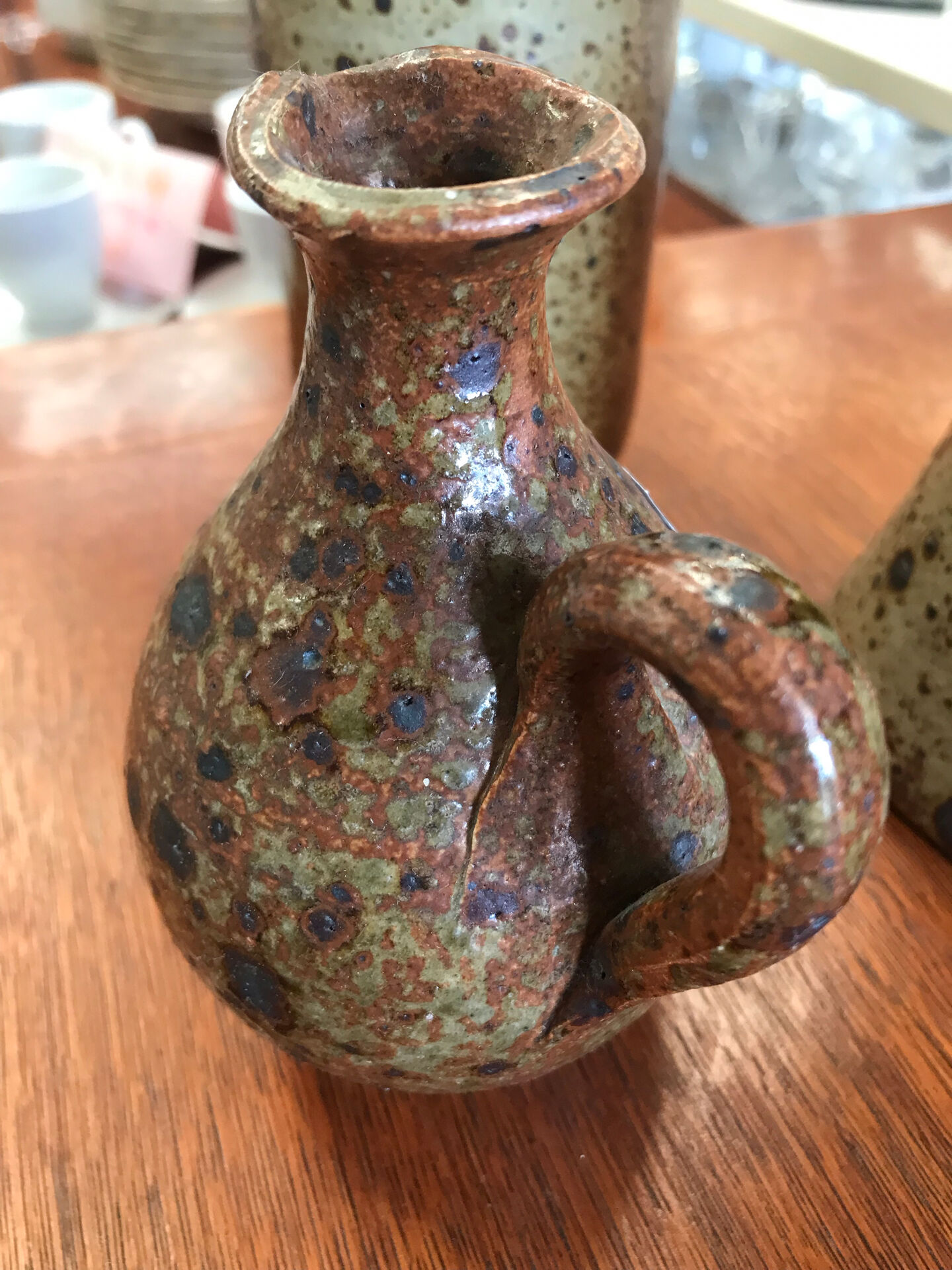 Lot de trois vases en grés pyrite