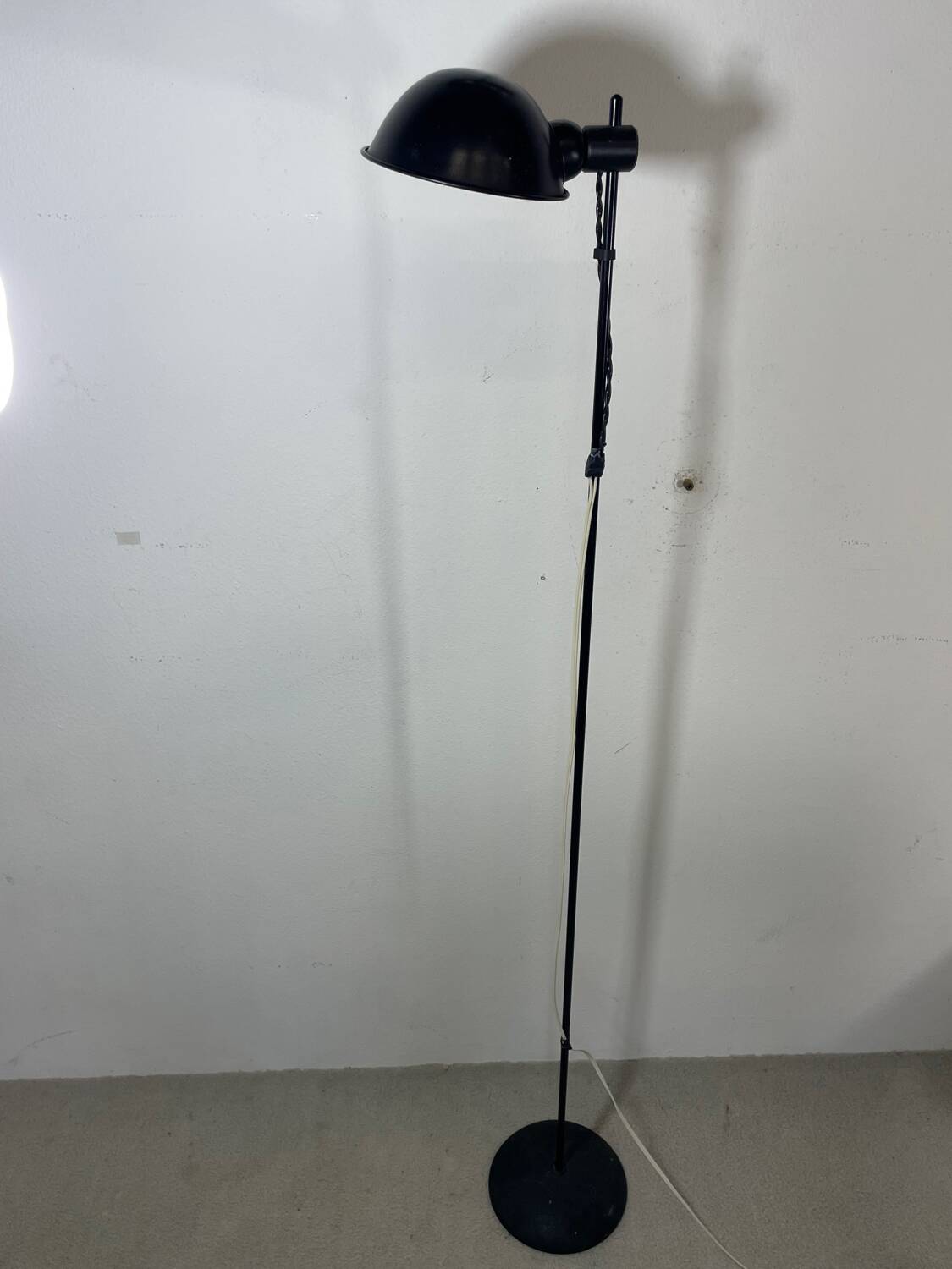 Vintage black metal floor lamp from the 70s
