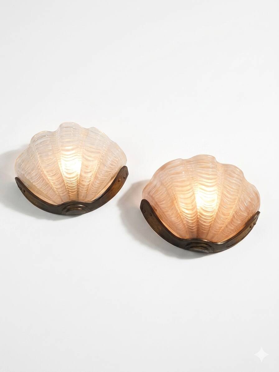 Pair of shell wall lights Art Deco 1930