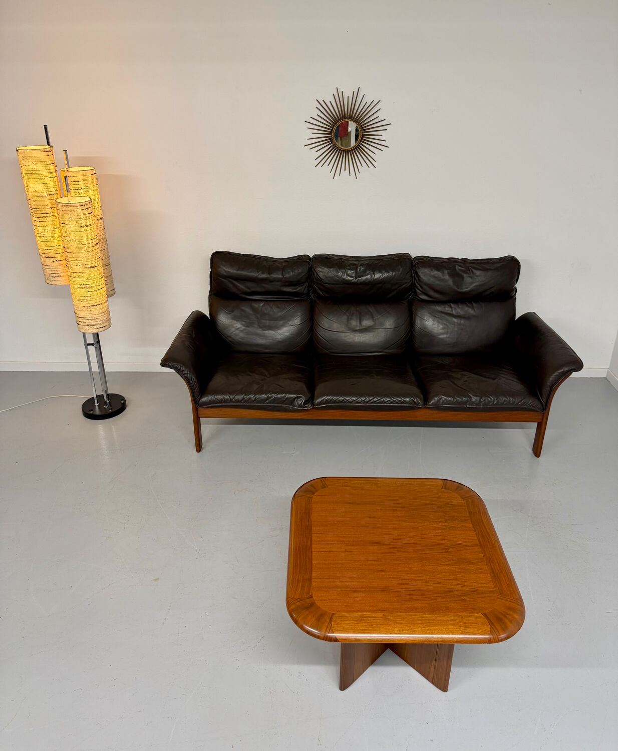 Vintage black leather Dreipunkt Scala design 3-seater sofa in teak.