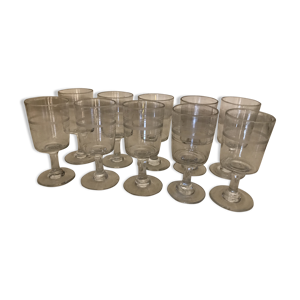 set de 10 verres anciens