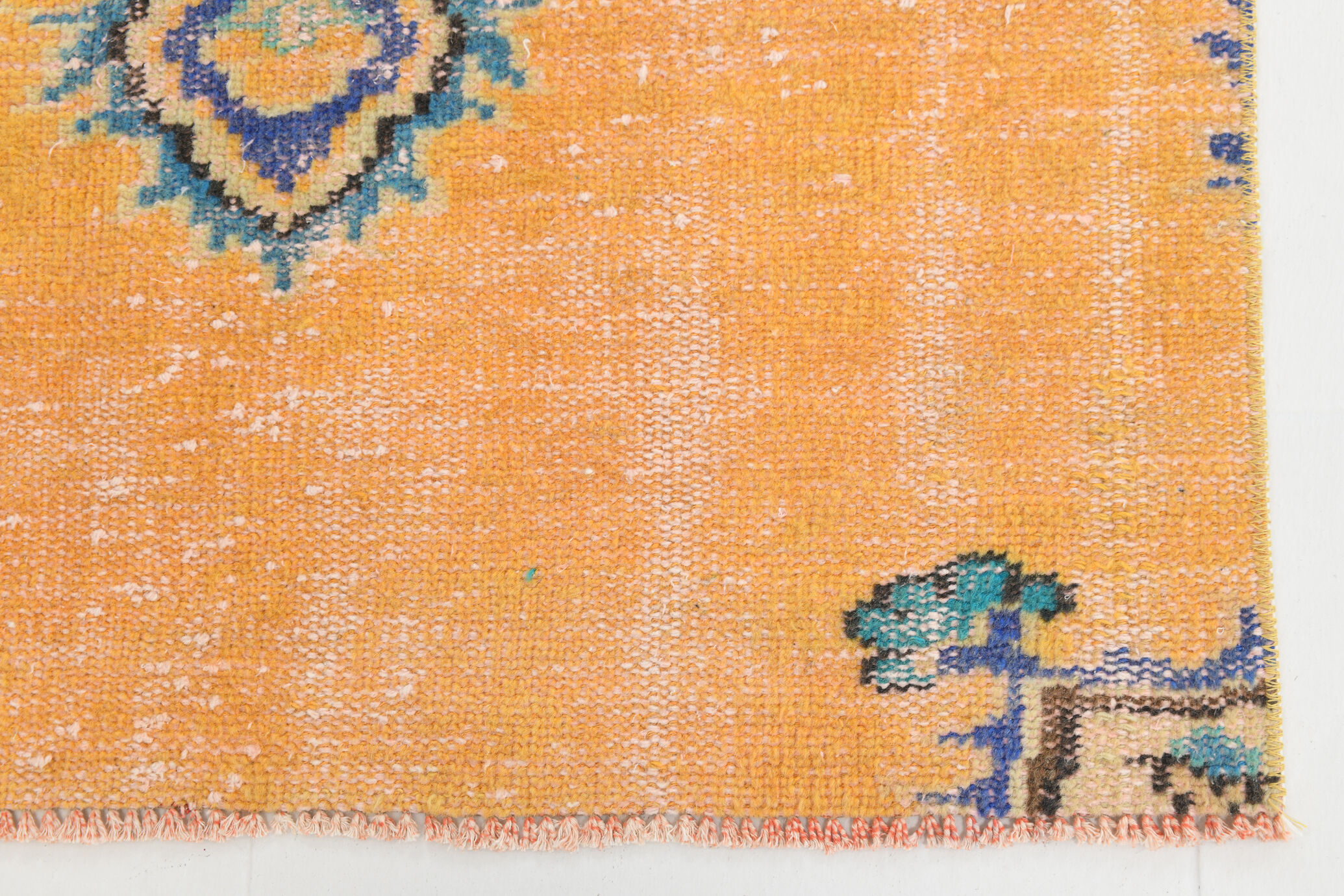 2x8 Short Classic Runner Rug, 56x234Cm