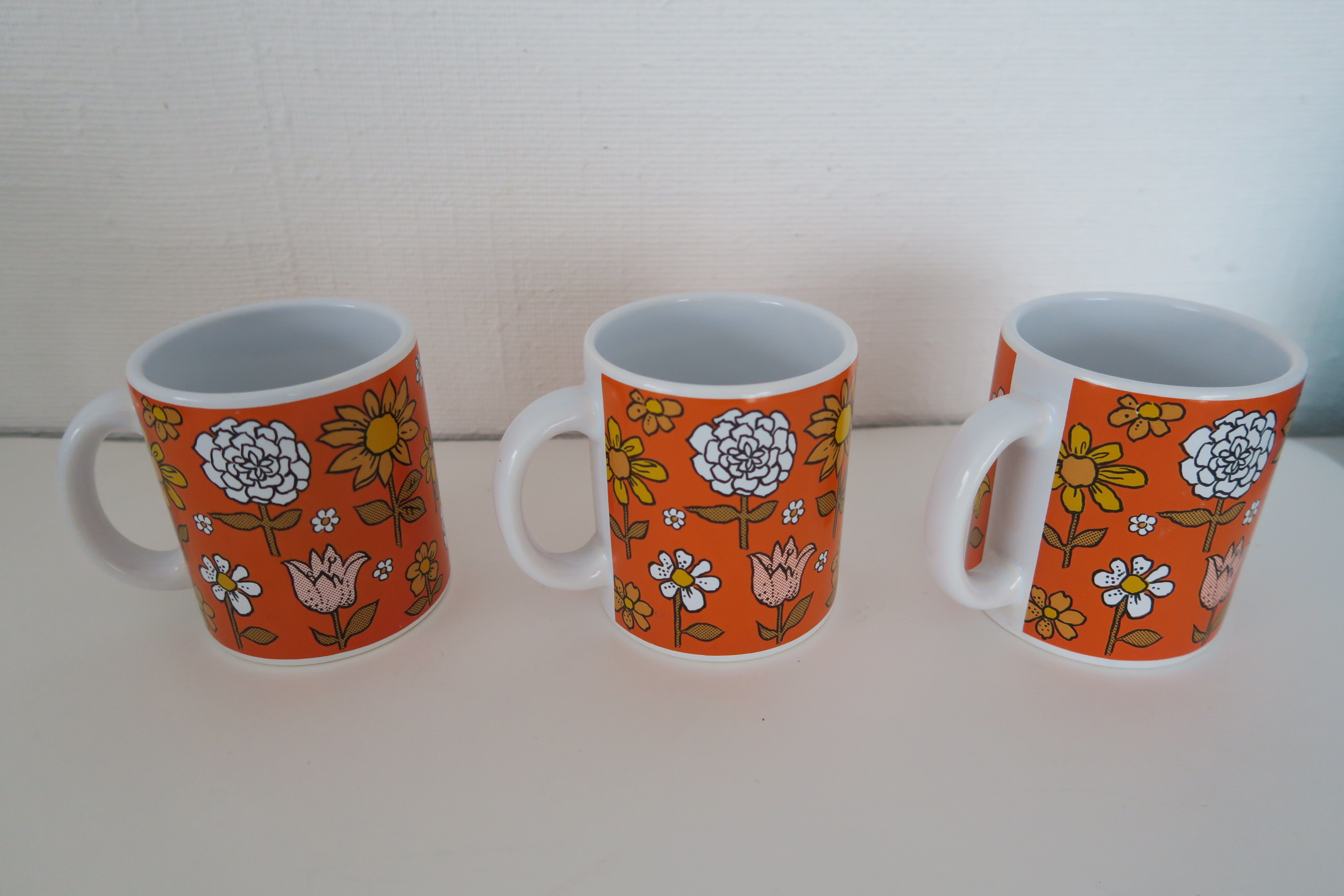 3 Mugs thick porcelain handle 1970 orange flowers Waechtersbach Germany