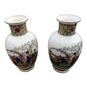 Pair of chinese vases