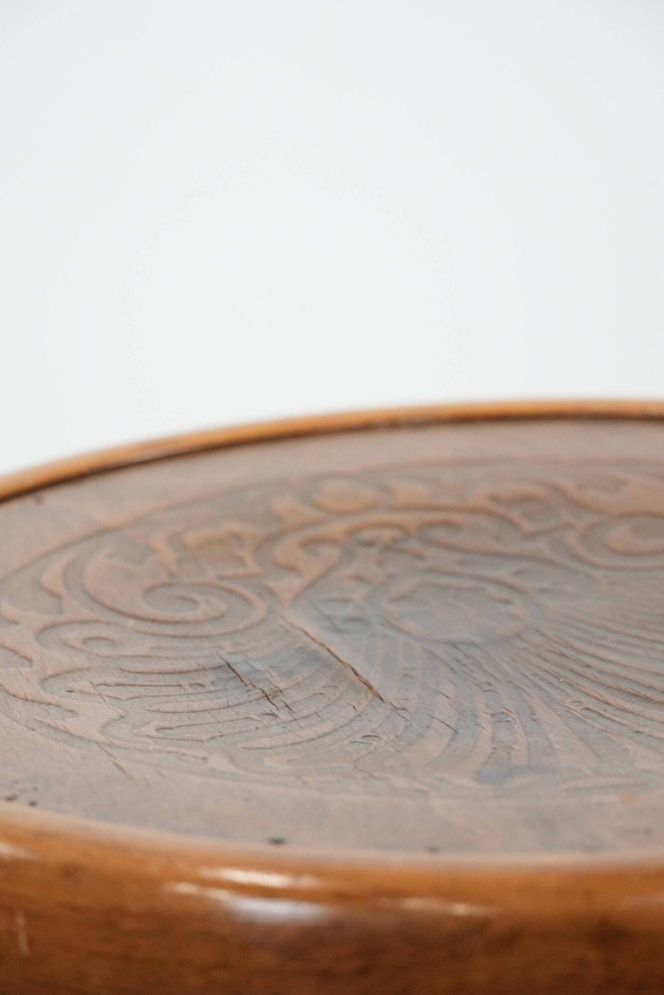 Antique bentwood stool from early 1900s with a seat with beautiful details