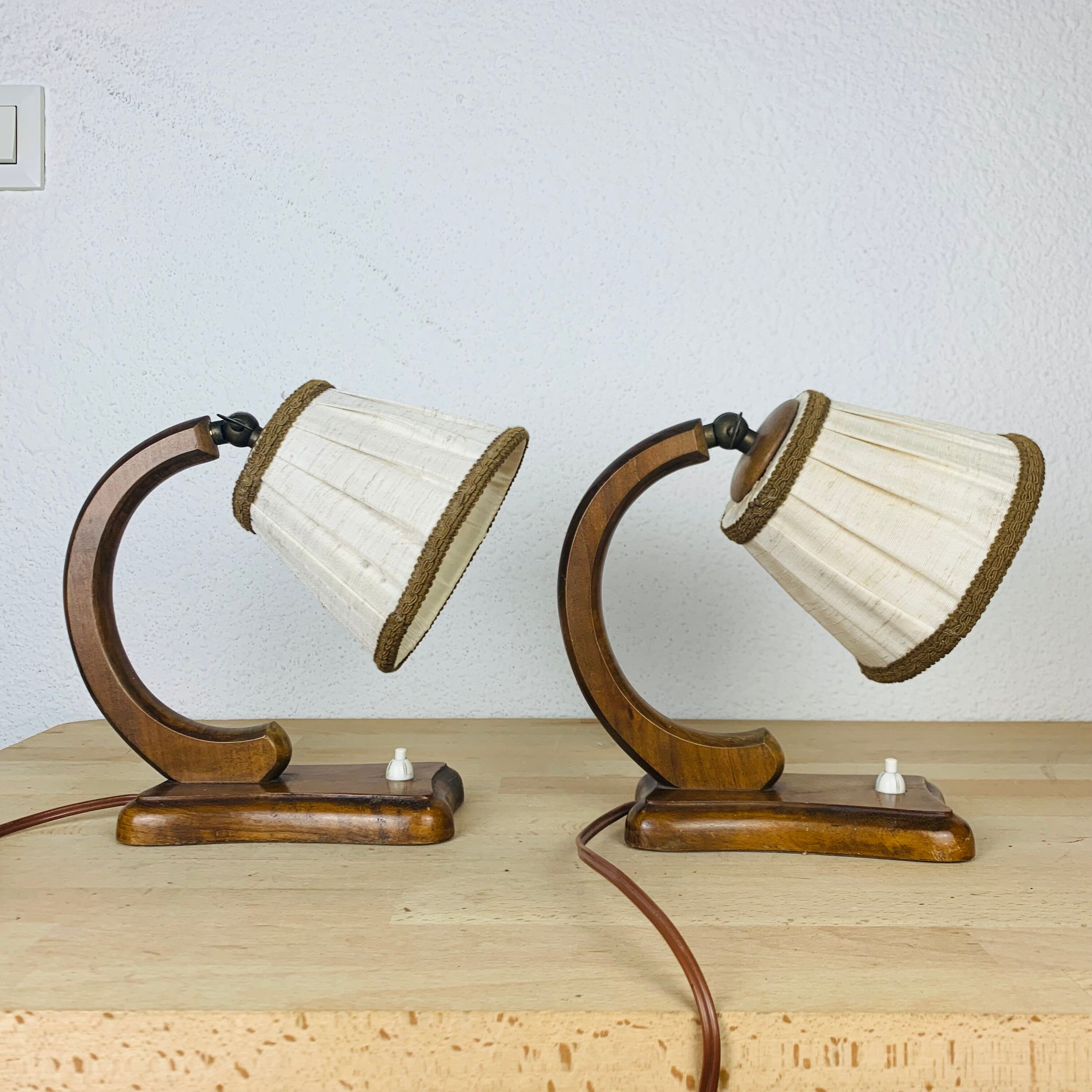 Paire de lampes art déco bois courbé