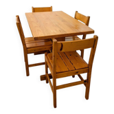 Solid pine table and chairs set – Modern mountain furniture